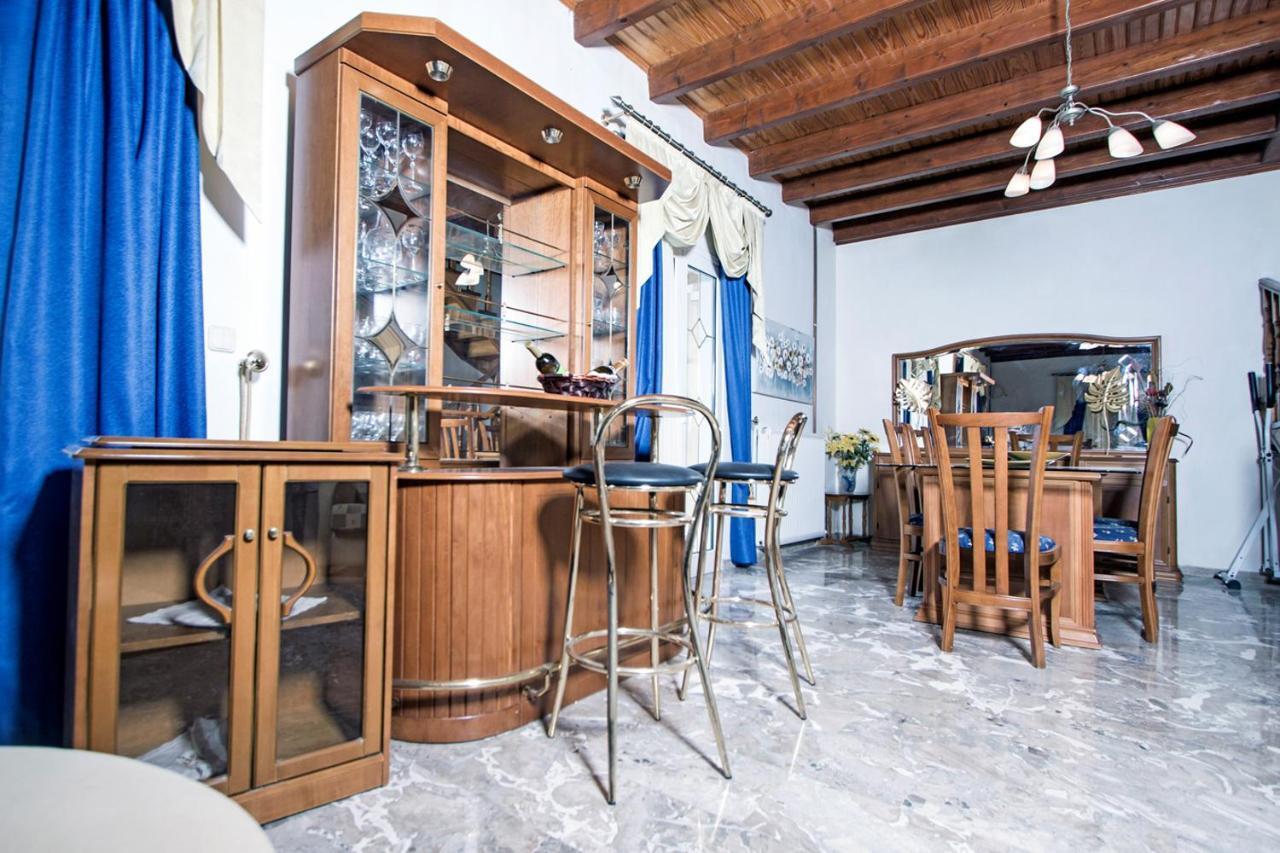 Victoria Corfu Apartment *